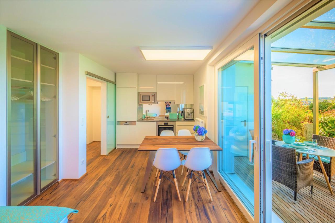 Haus Am Weinberg II Apartment Seekirchen am Wallersee Bagian luar foto