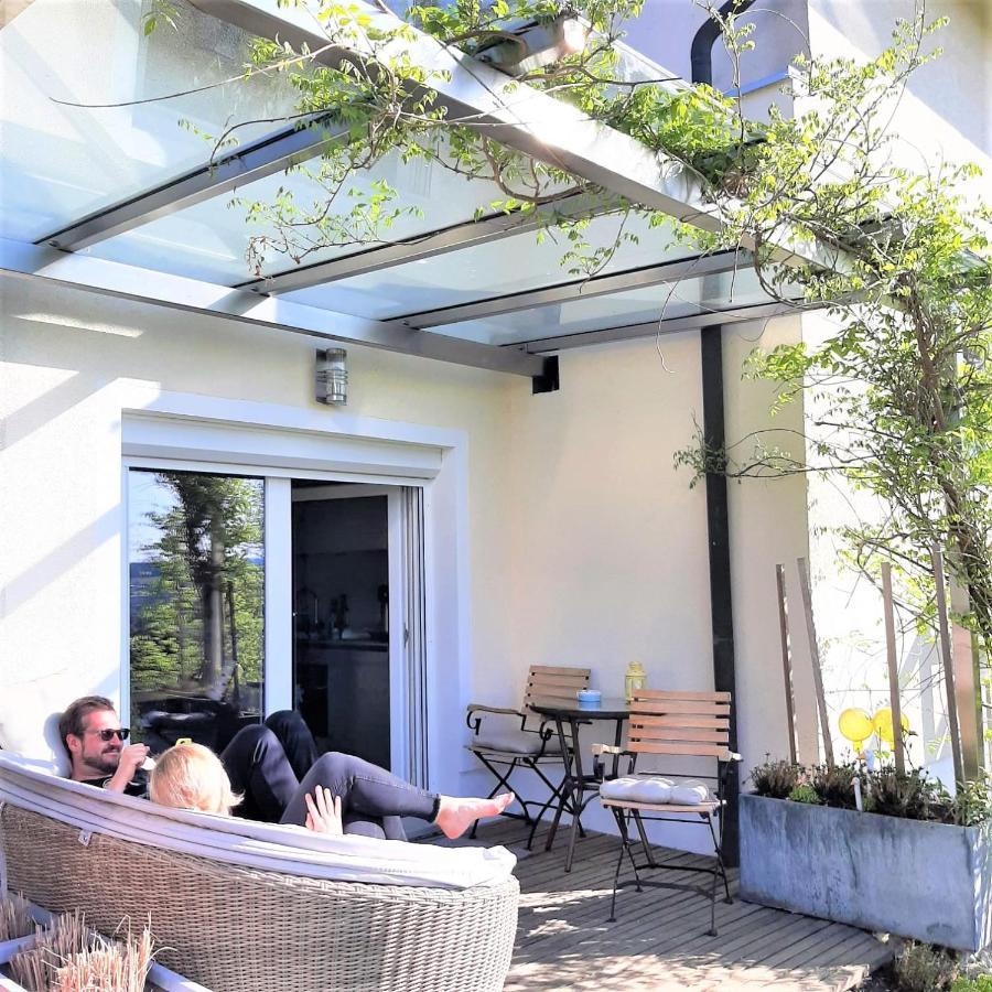 Haus Am Weinberg II Apartment Seekirchen am Wallersee Bagian luar foto