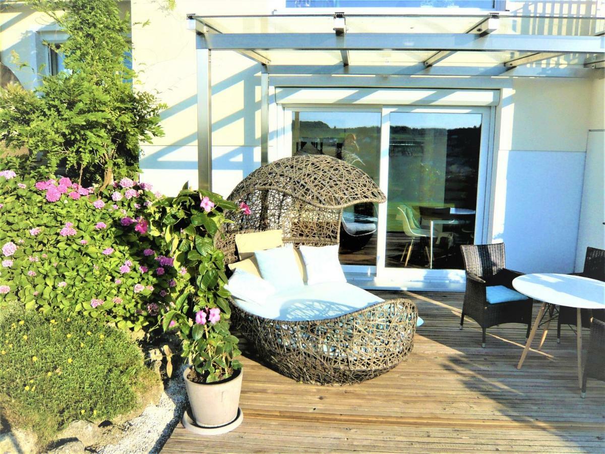 Haus Am Weinberg II Apartment Seekirchen am Wallersee Bagian luar foto